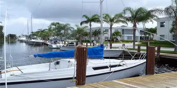 6257 Bay Club Dr