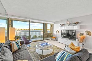 130 Lakeshore Drive
