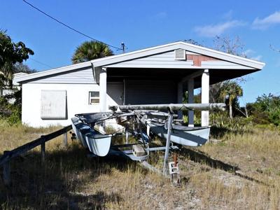 210 River Palm Drive