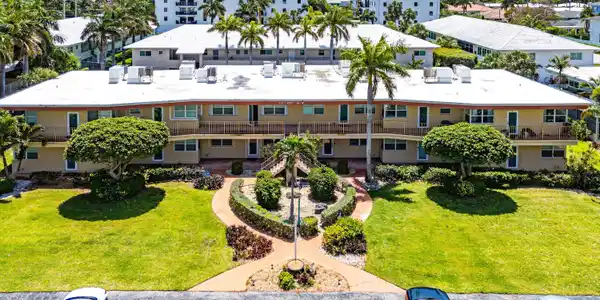 930 Osceola Drive