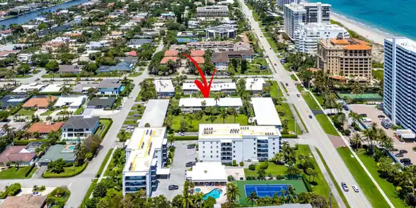 Image 4: 040-930OsceolaDrive-9-BocaRaton-FL-33432