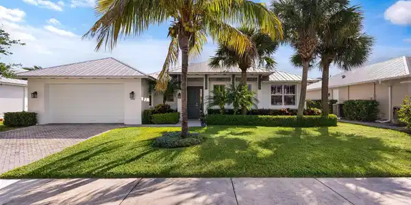 3908 Shoreside Dr