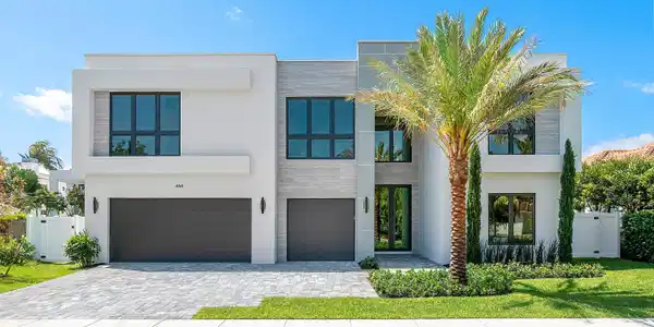 444 NE 5th Street