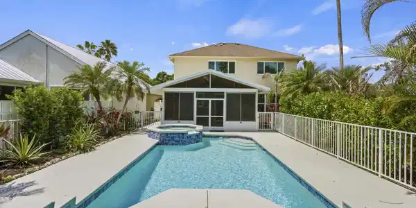Image 4: Private Backyard Paradise