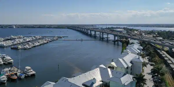 Image 4: Roosevelt Bridge