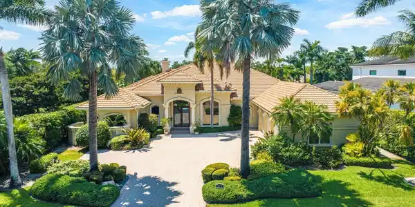 1831 Sabal Palm Drive
