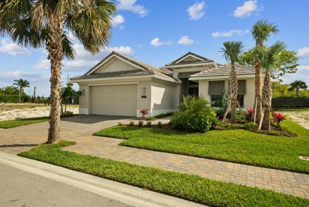 4127 Lucaya Pointe Way