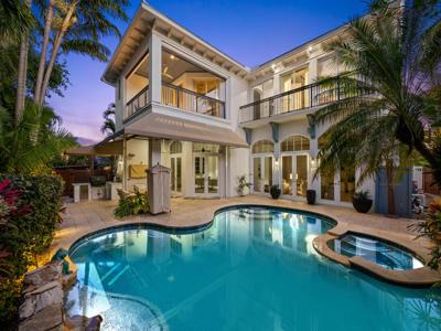 1025 Vista Del Mar Drive N