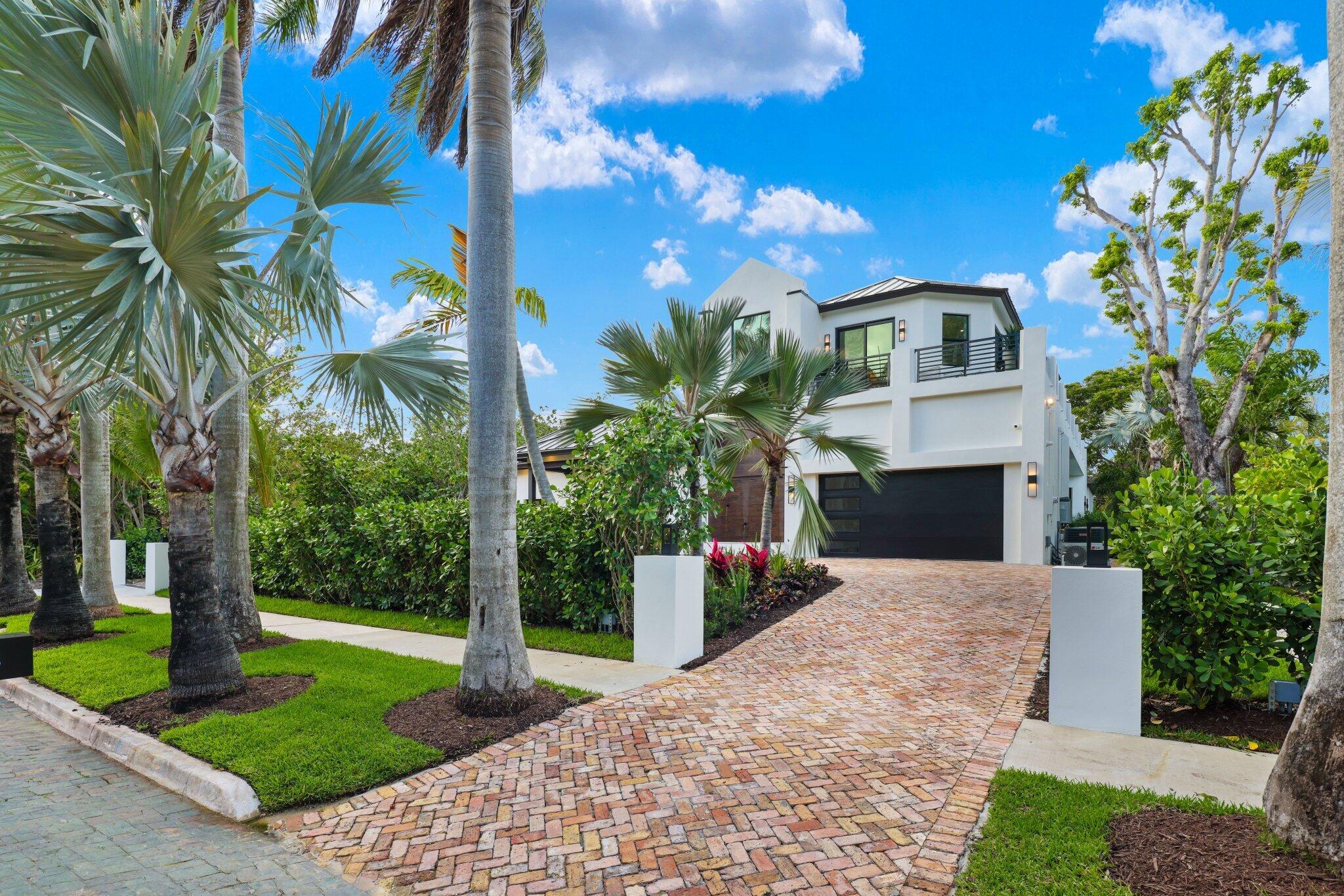 Image 3: 23 Coconut Ln - 1.jpg-SMALL