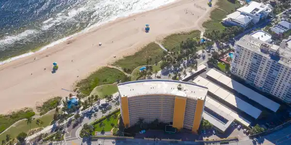 328 N Ocean Blvd