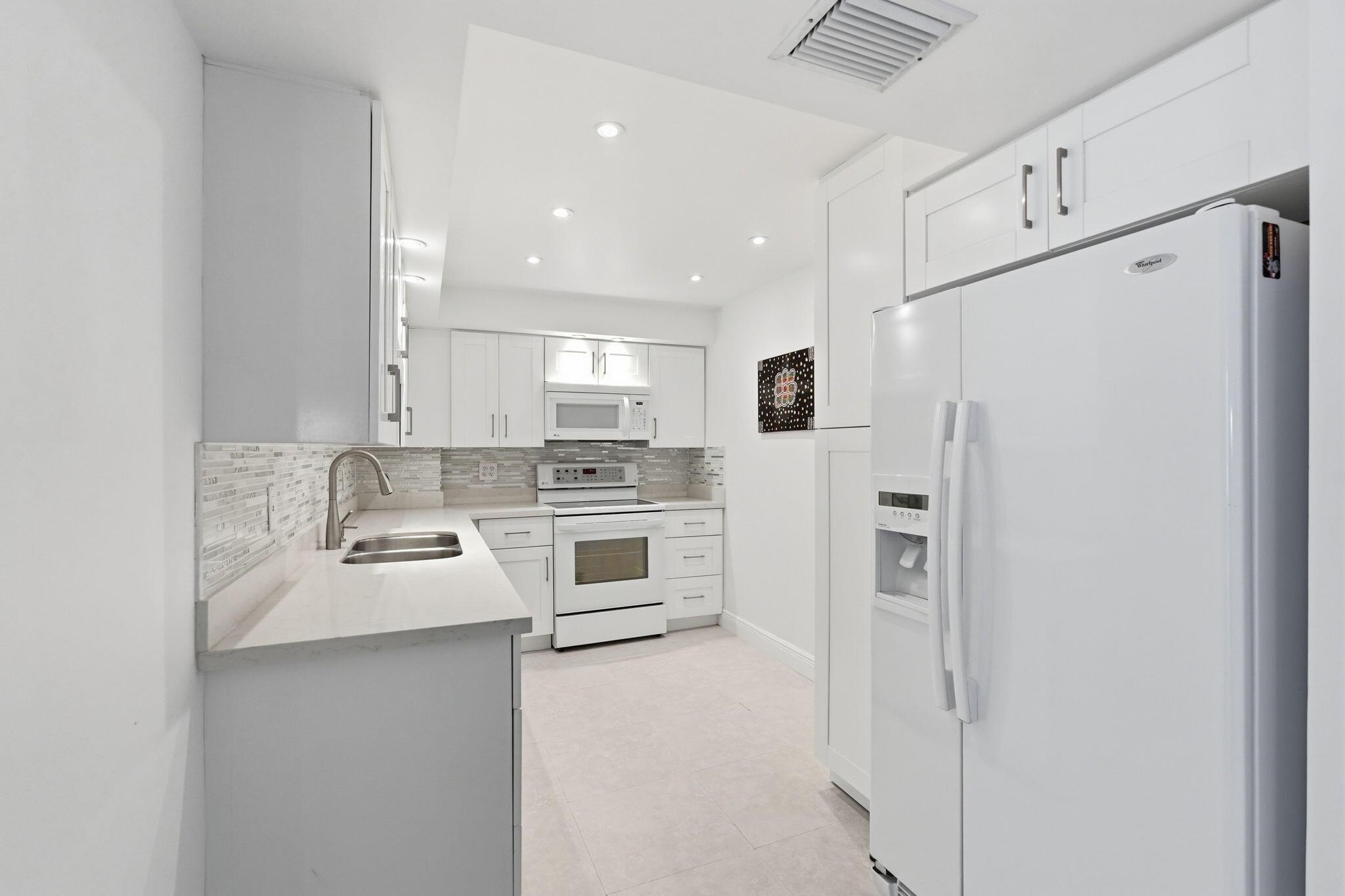 Image 3: Renovated Kitchen