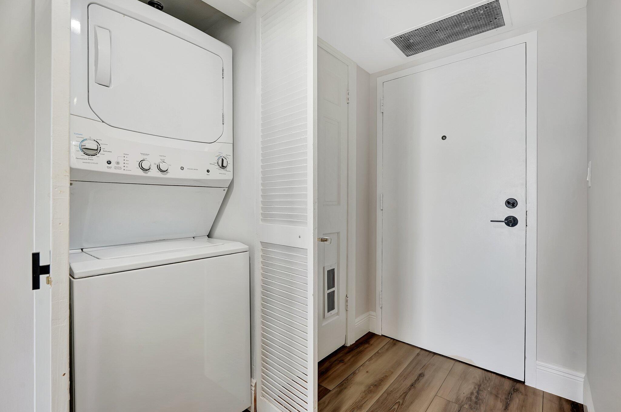 Image 2: 29-web-or-mls-DSC08256