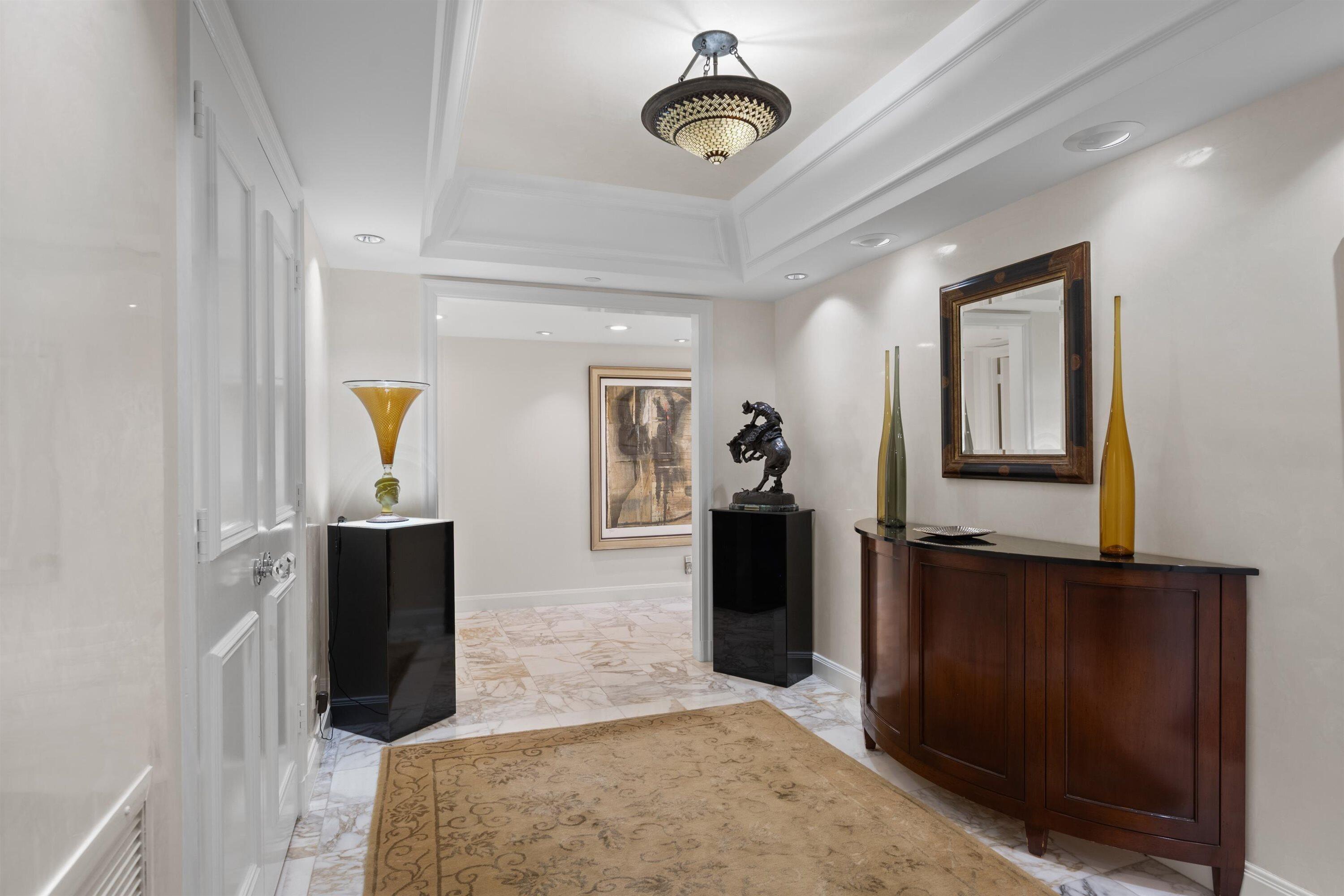 Image 2: Foyer