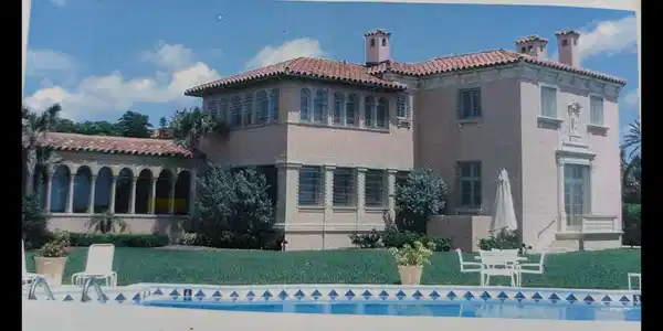 Image 4: Old Picture of Unit #1