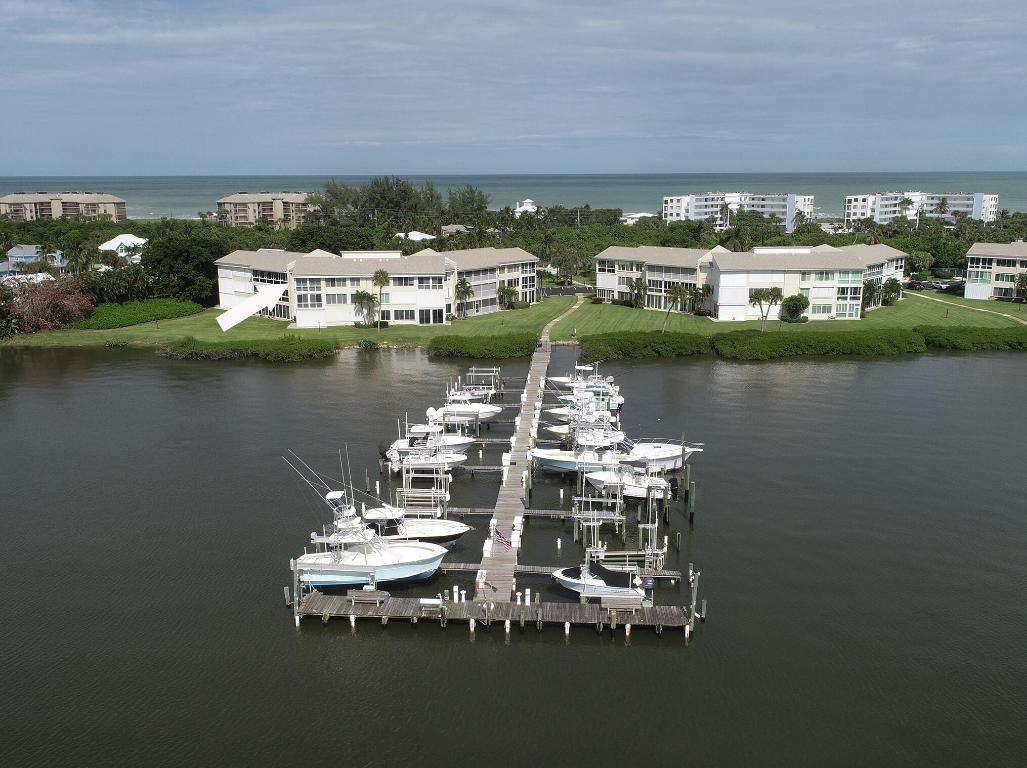 Image 2: Arrow DJI_0786