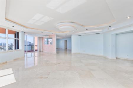 2100 N Ocean Blvd