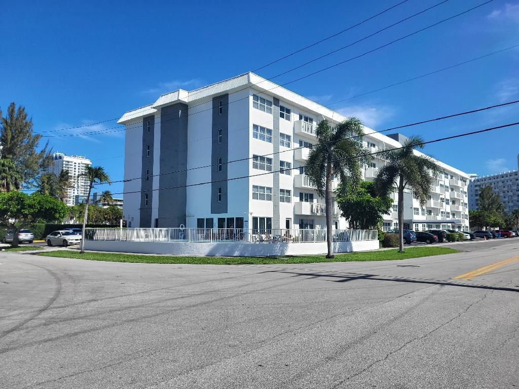 Image 1: Boutique Five Story Building.