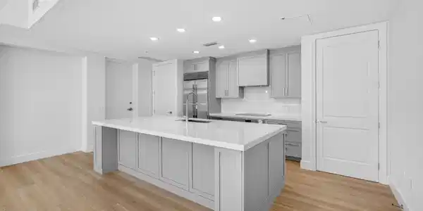 Image 3: 8-web-or-mls-5D1A5400