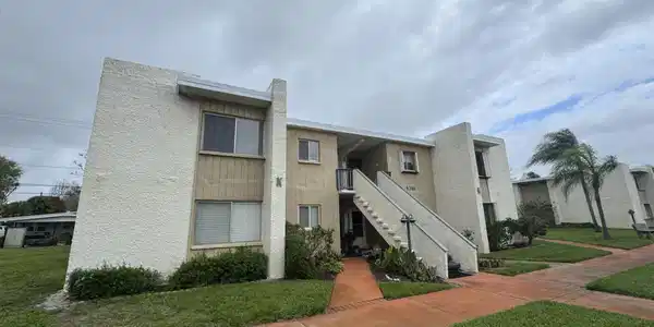 1310 NE 14th Court