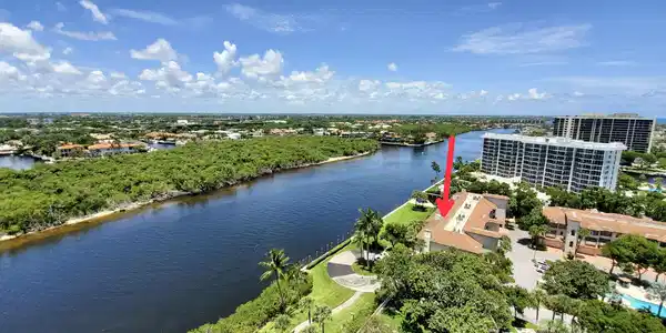 Image 3: DIRECT# INTRACOASTAL TOWNHOUSE 4