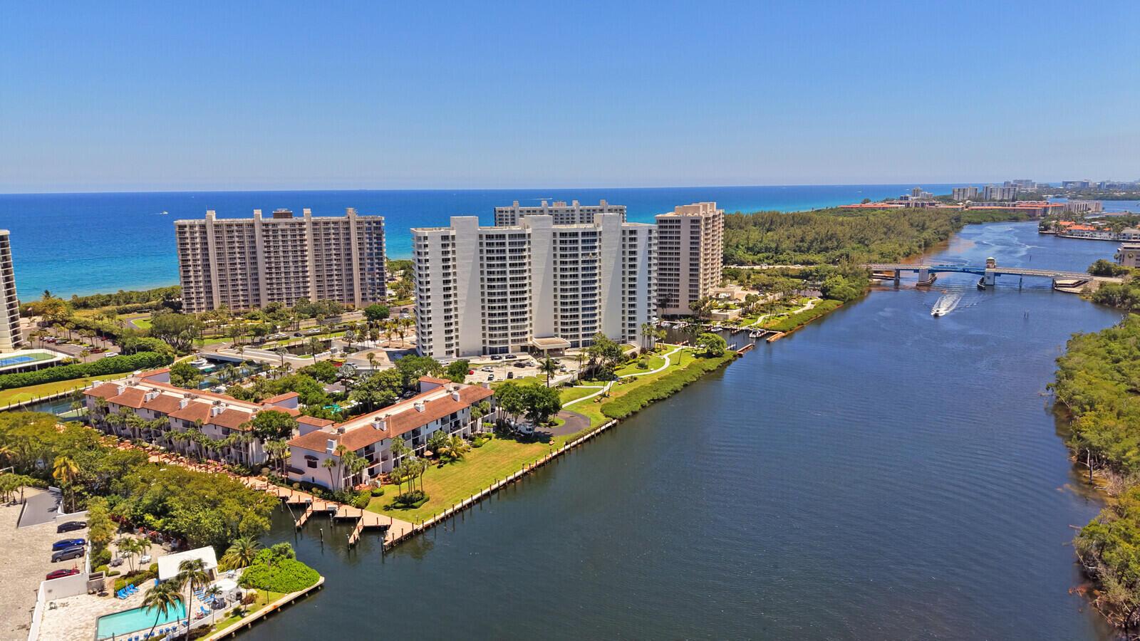 Image 4: DIRECT INTRACOASTAL TH-04