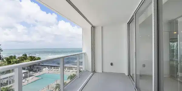 Image 2: Balcony off unit on the 6th floor with gorgeous vi