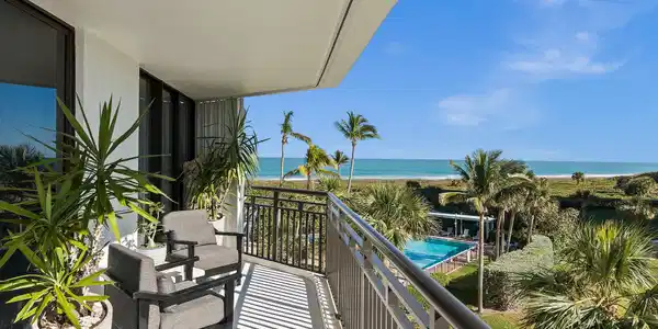 2800 N Highway A1a