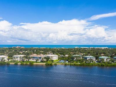 8835 W Orchid Island Circle