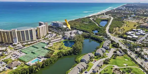 500 Ocean Trail Way