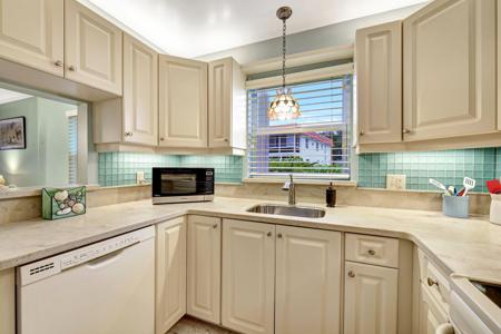 1225 NW 21st Street