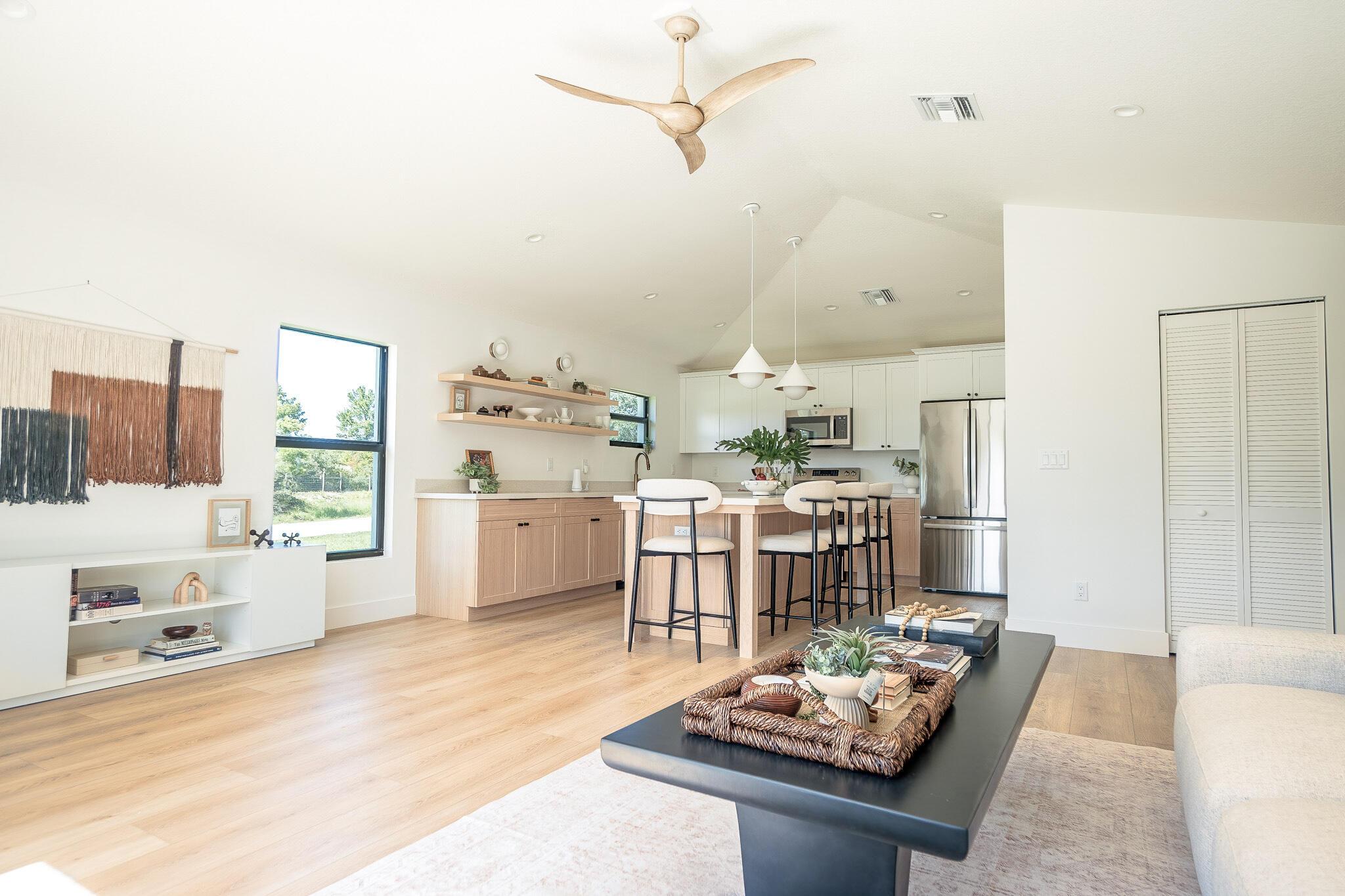 Image 2: Open concept living area