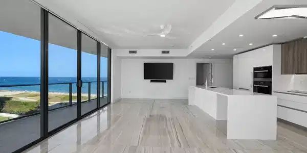 730 N Ocean Boulevard