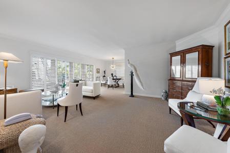 44 Cocoanut Row