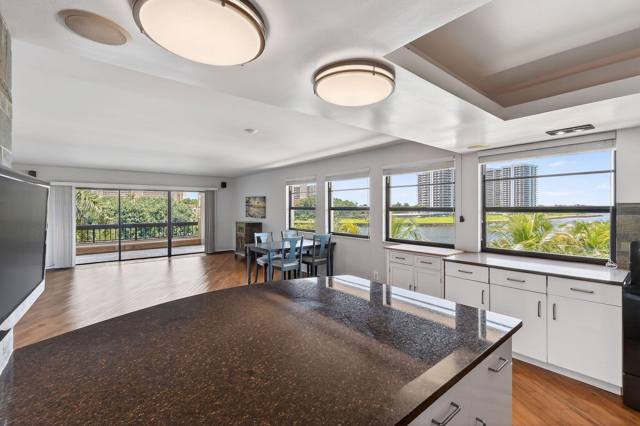 Image 2: Kitchen to Living Room