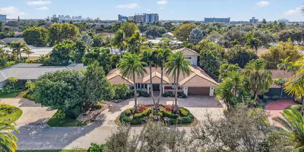 2644 NE 37th Drive