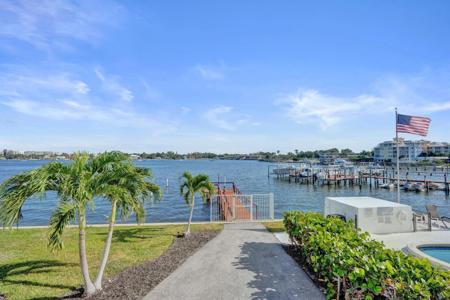 231 E Lantana Road