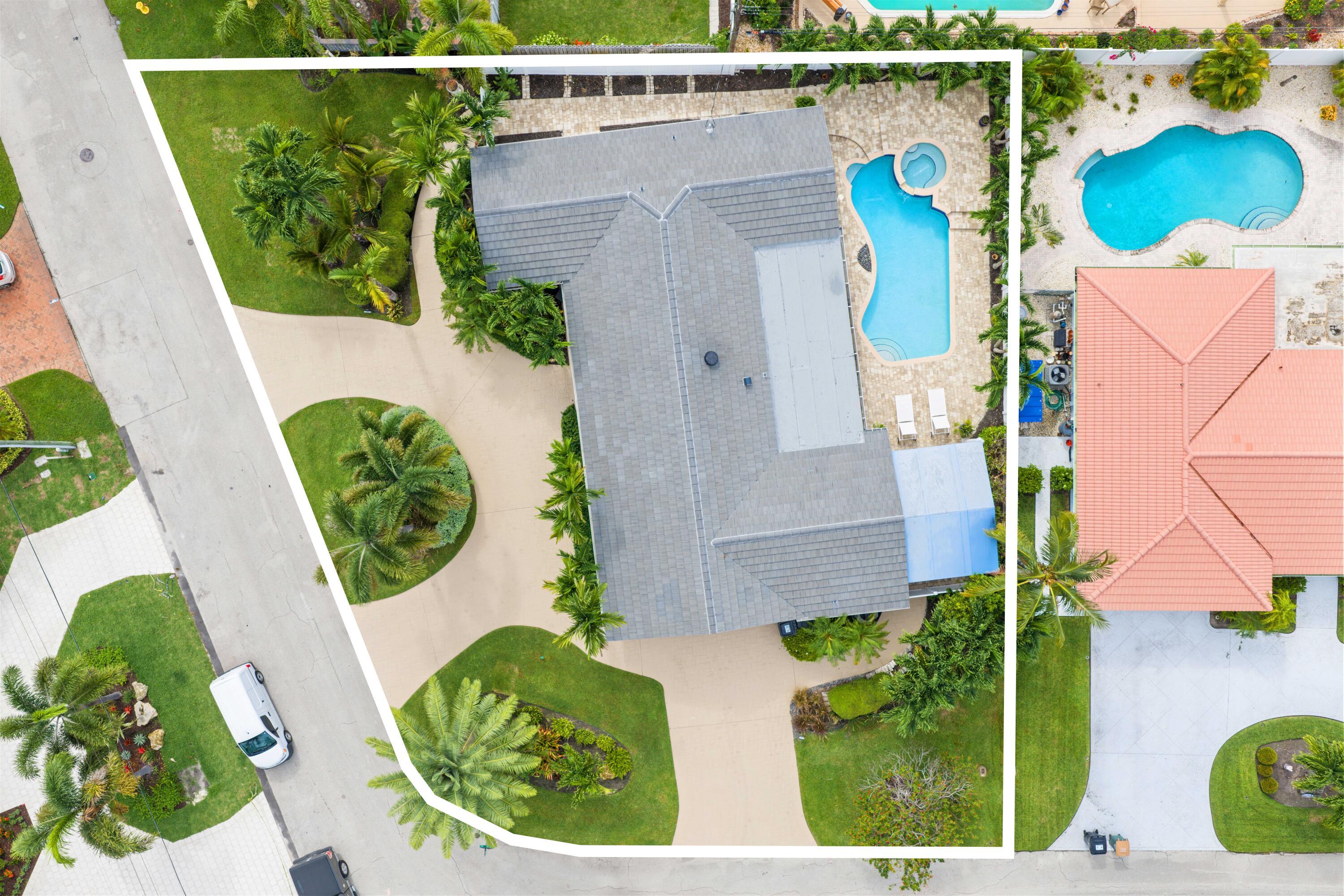 Image 3: 2600 NE 43rd Street - 3