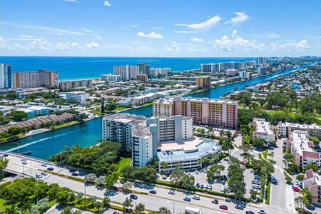 2900 NE 14th Street Causeway
