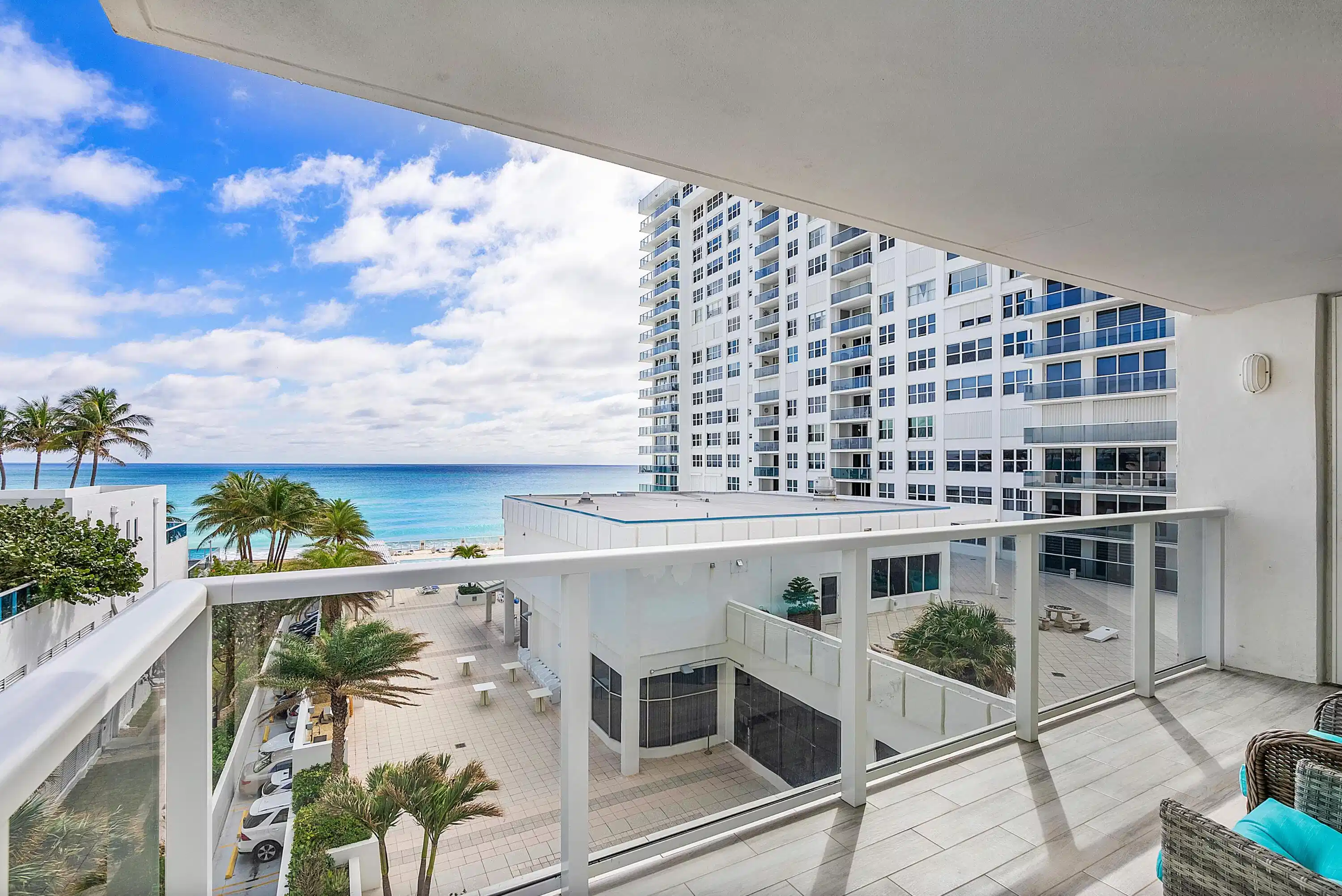 Image 1: 018-2751SouthOceanDrive-Unit504N-Hollywo