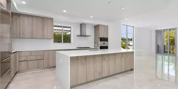 475 E Royal Palm Road