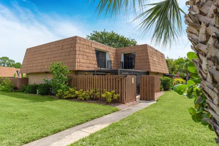 5962 SE Riverboat Drive