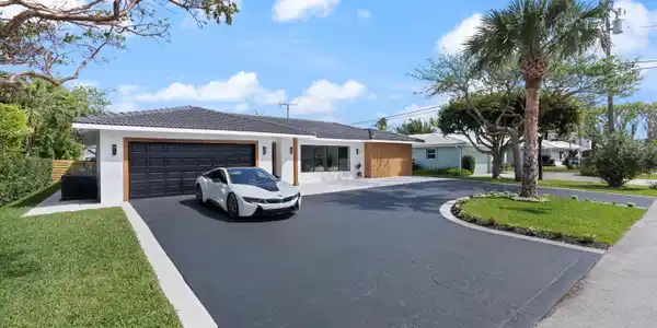 727 Granada Drive