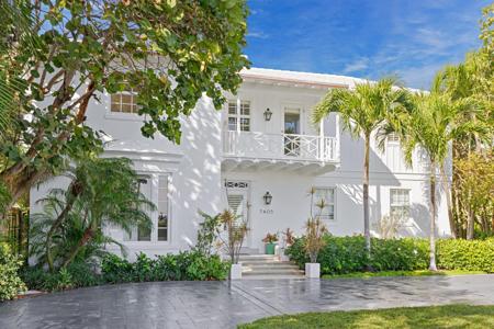 7405 S Flagler Drive
