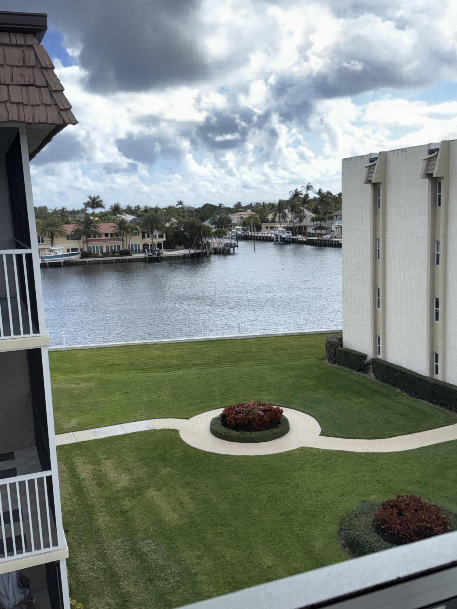 Image 4: Your view from Lanai