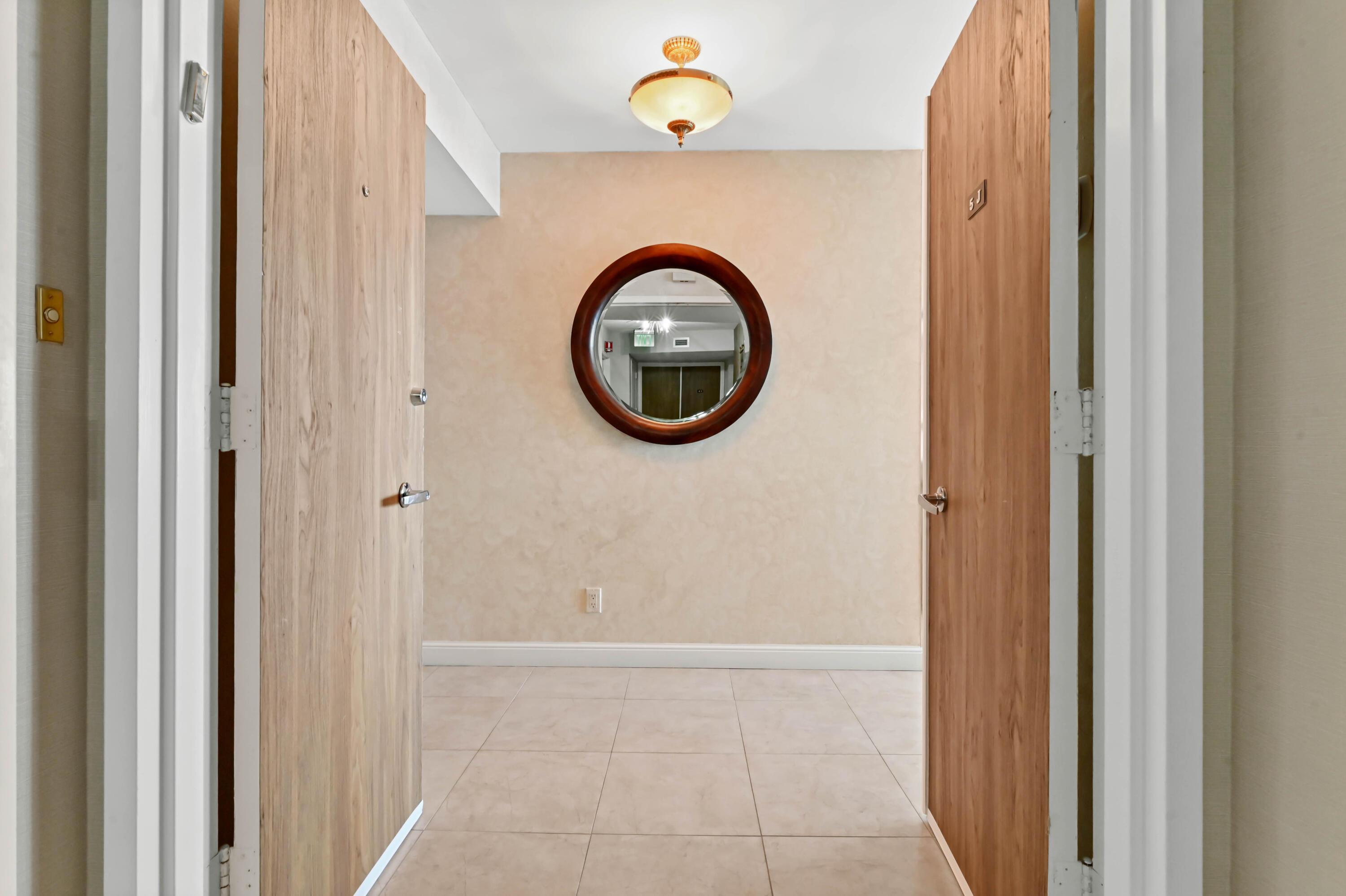 Image 3: Double Door Entry