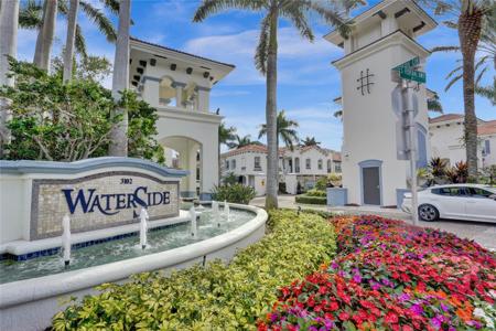 3114 Waterside Cir