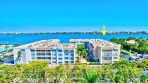 1516 S Lakeside Drive