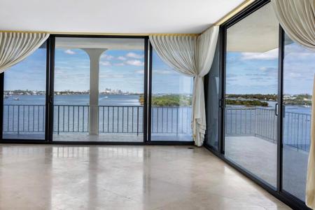 2150 Ibis Isle Road