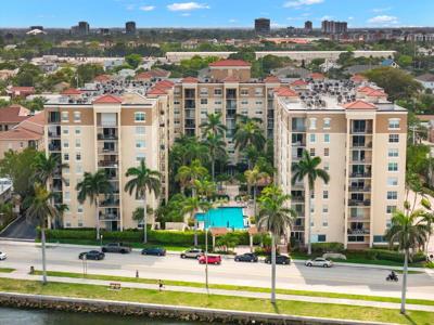 1803 N Flagler Drive