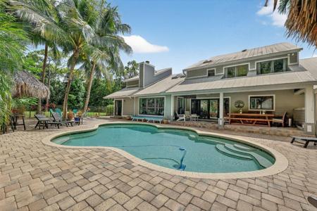 3622 SW Mashie Court